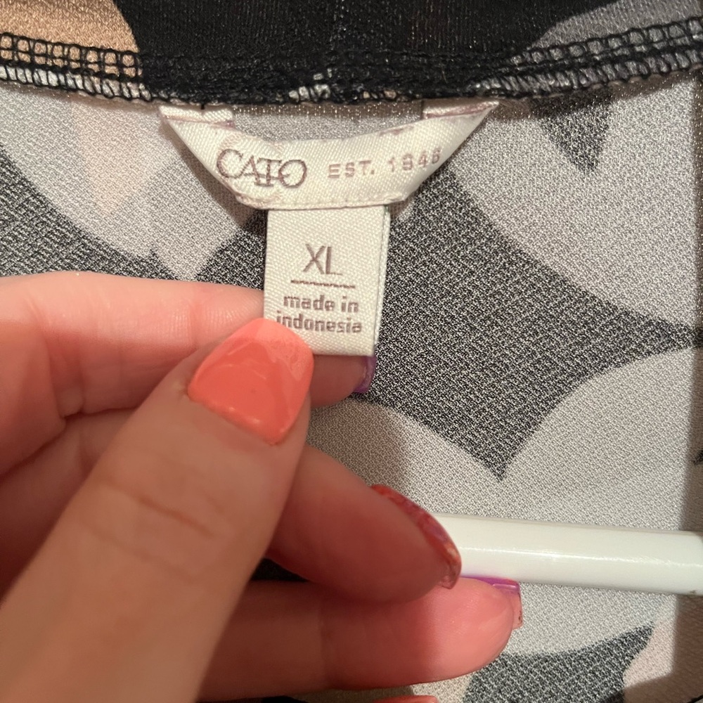 Cato Floral Pattern Tie Neck Top - Picture 2 of 8